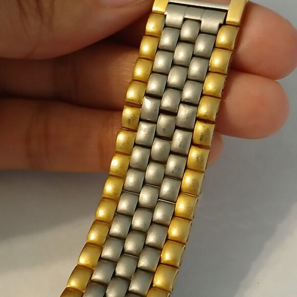 Vintage ADEC Elegant Two-Toned Stainless Steel Quartz Watch 3C20 Japan Movt main image 10